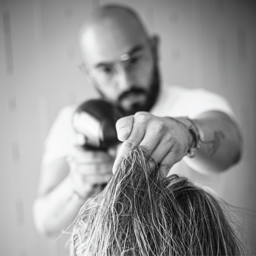 Identifying Clients in Need of Intensive Hair Care: Expert Advice for Stylists